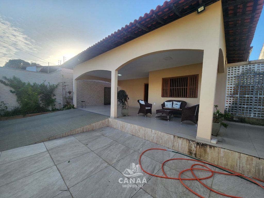 Casa, 3 quartos, 360 m² - Foto 2