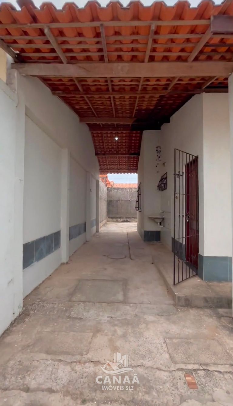 Casa, 2 quartos, 48 m² - Foto 2