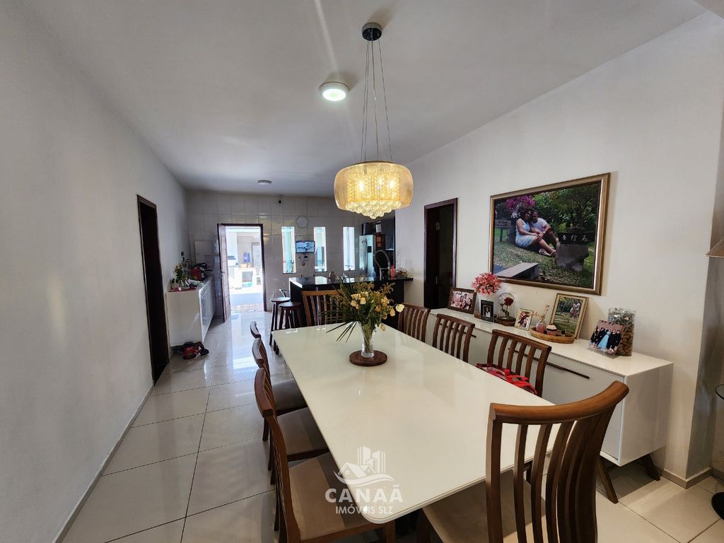 Casa, 3 quartos, 180 m² - Foto 2