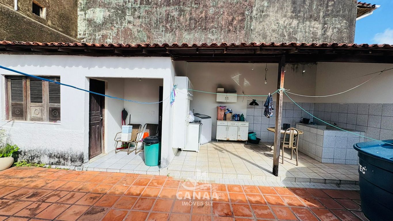 Casa, 4 quartos, 240 m² - Foto 23