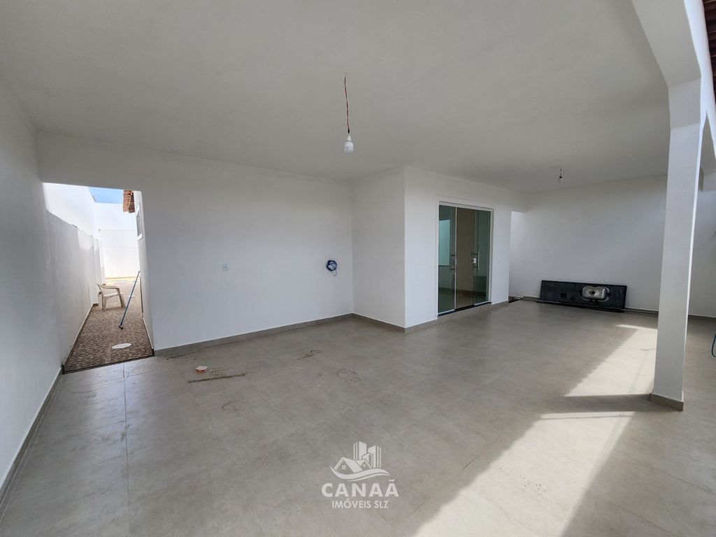 Casa, 3 quartos, 180 m² - Foto 1