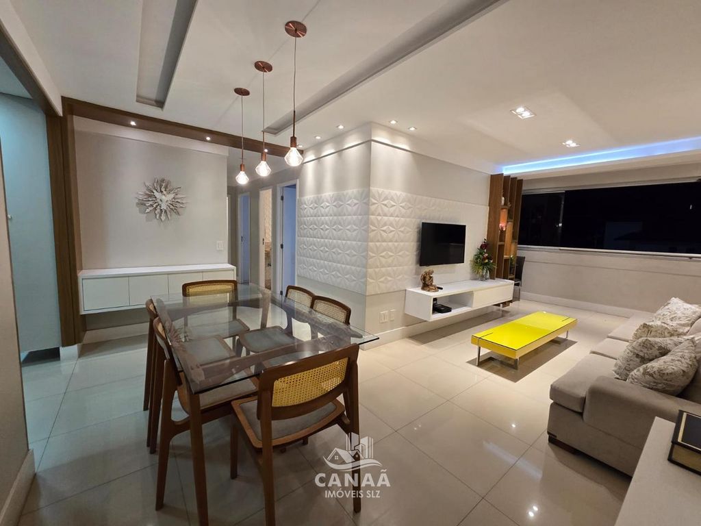Apartamento à venda com 3 quartos, 95m² - Foto 1