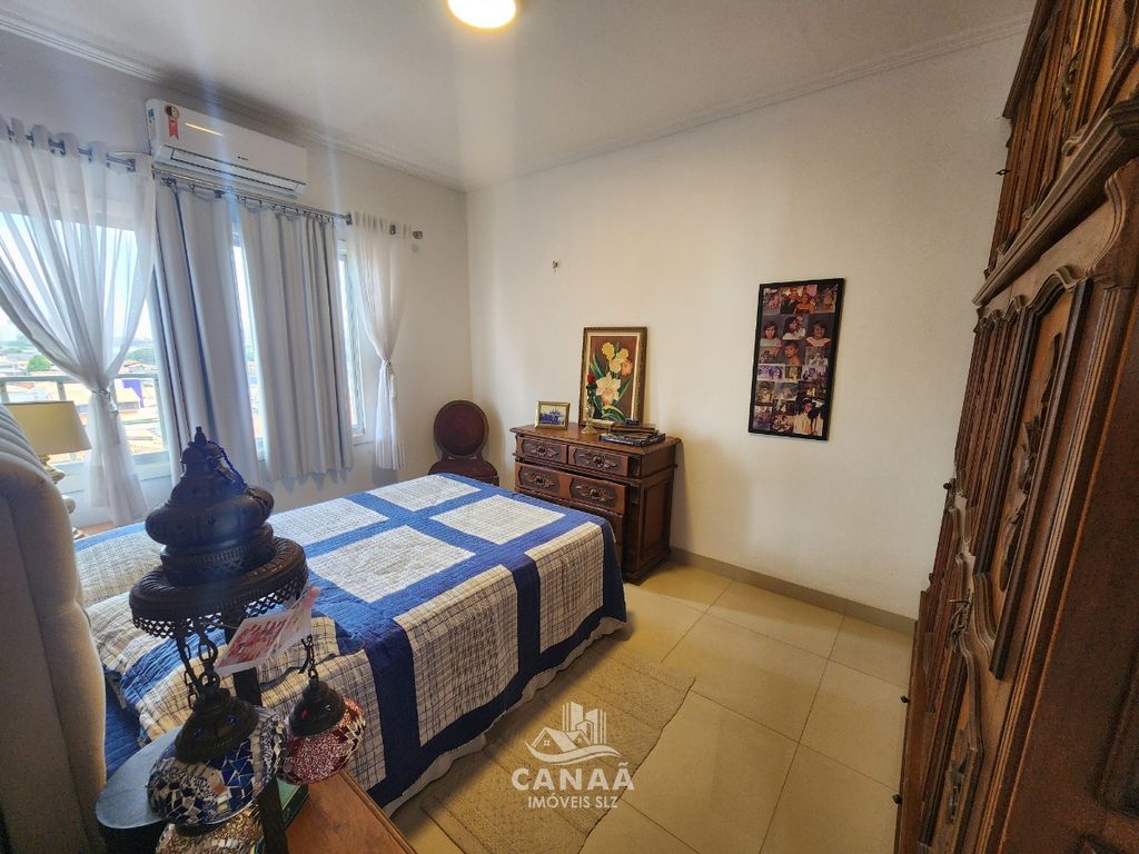Apartamento à venda com 3 quartos, 240m² - Foto 17