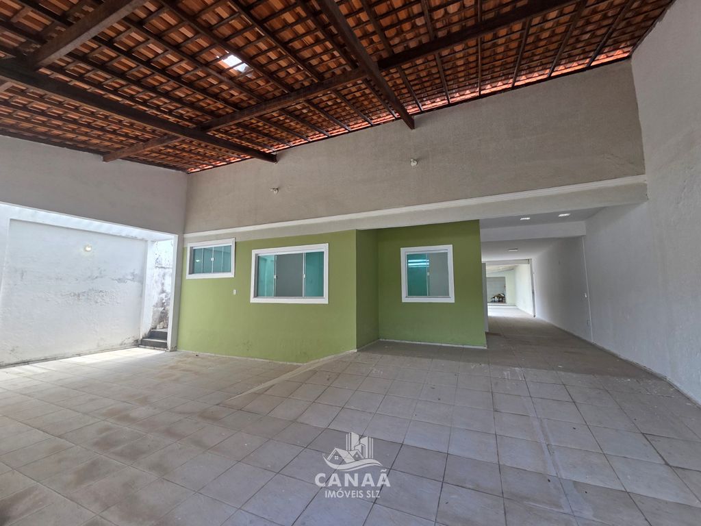 Casa, 3 quartos, 200 m² - Foto 1