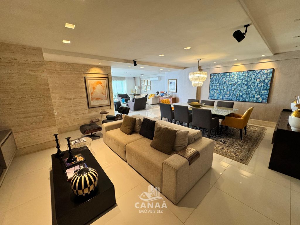 Apartamento, 3 quartos, 245 m² - Foto 1