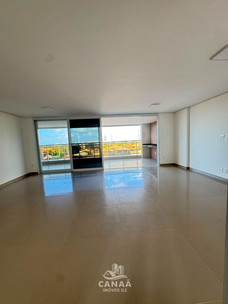 Apartamento, 4 quartos, 215 m² - Foto 1
