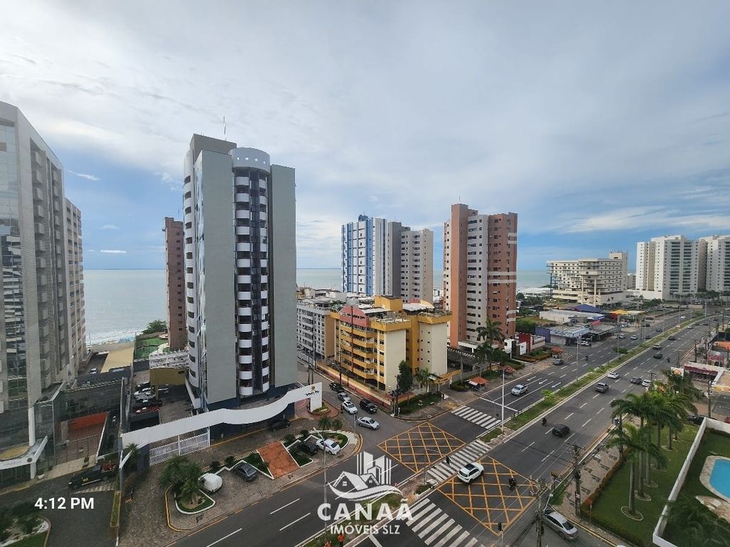 Apartamento à venda com 3 quartos, 141m² - Foto 4