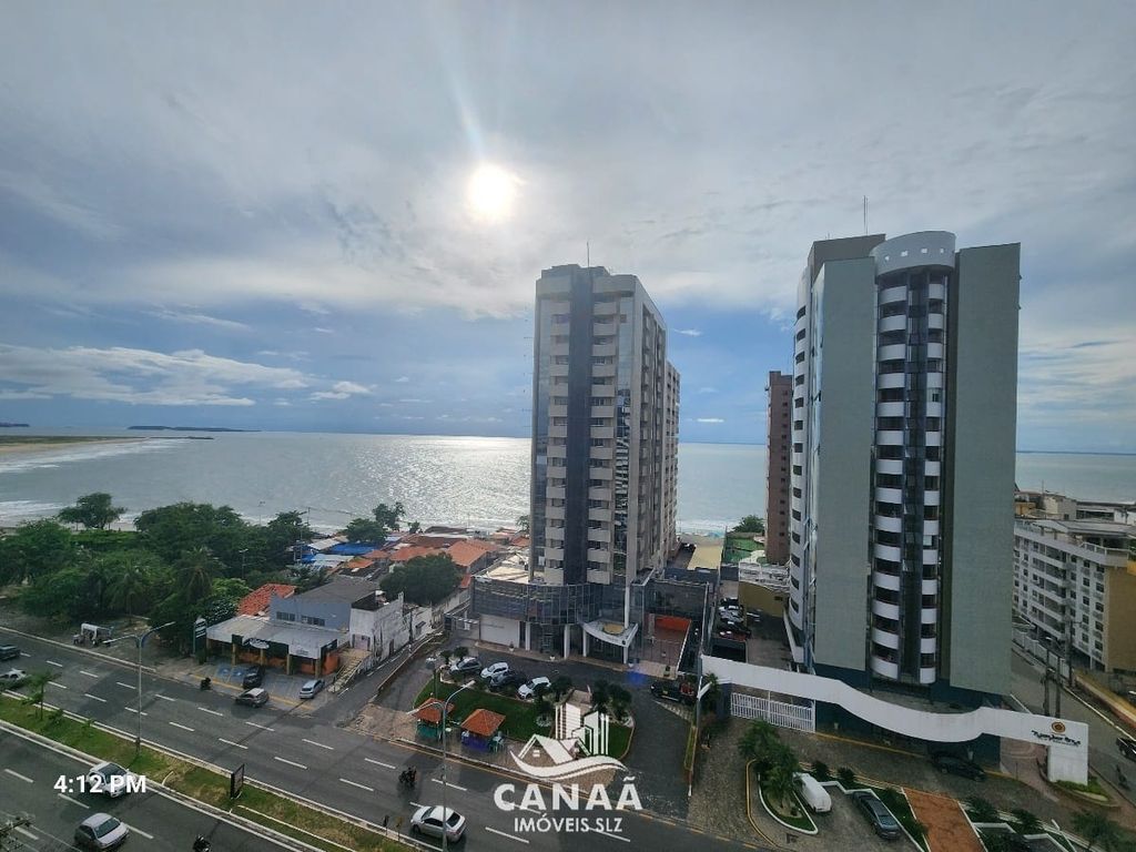 Apartamento à venda com 3 quartos, 141m² - Foto 3