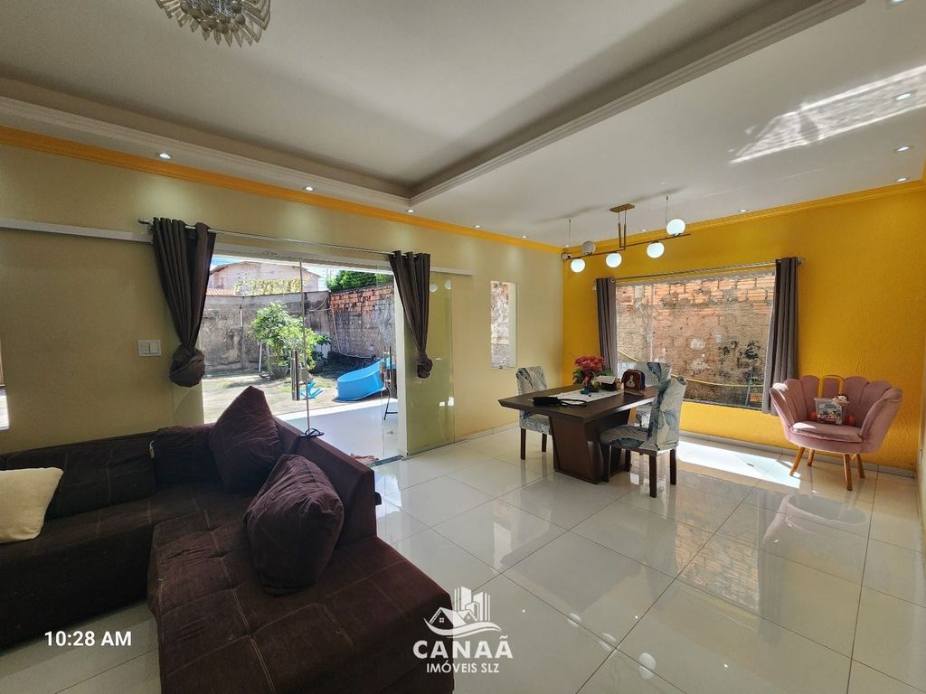 Sobrado, 5 quartos, 240 m² - Foto 1