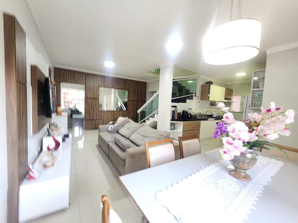 Casa de Condomínio, 4 quartos - Foto 1