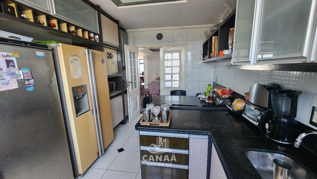 Apartamento, 4 quartos, 330 m² - Foto 22