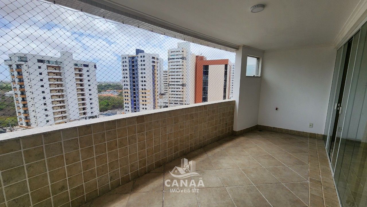 Apartamento à venda com 3 quartos, 168m² - Foto 3