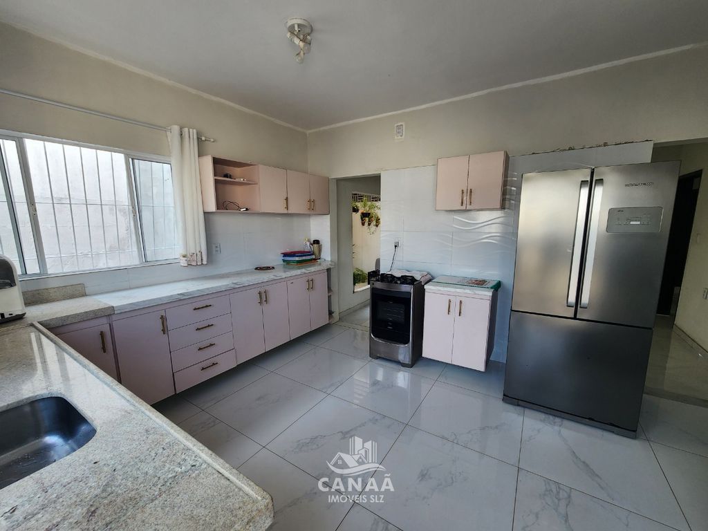 Casa à venda com 3 quartos, 128m² - Foto 6