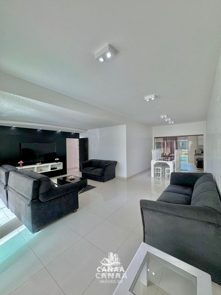 Sobrado, 5 quartos, 360 m² - Foto 1