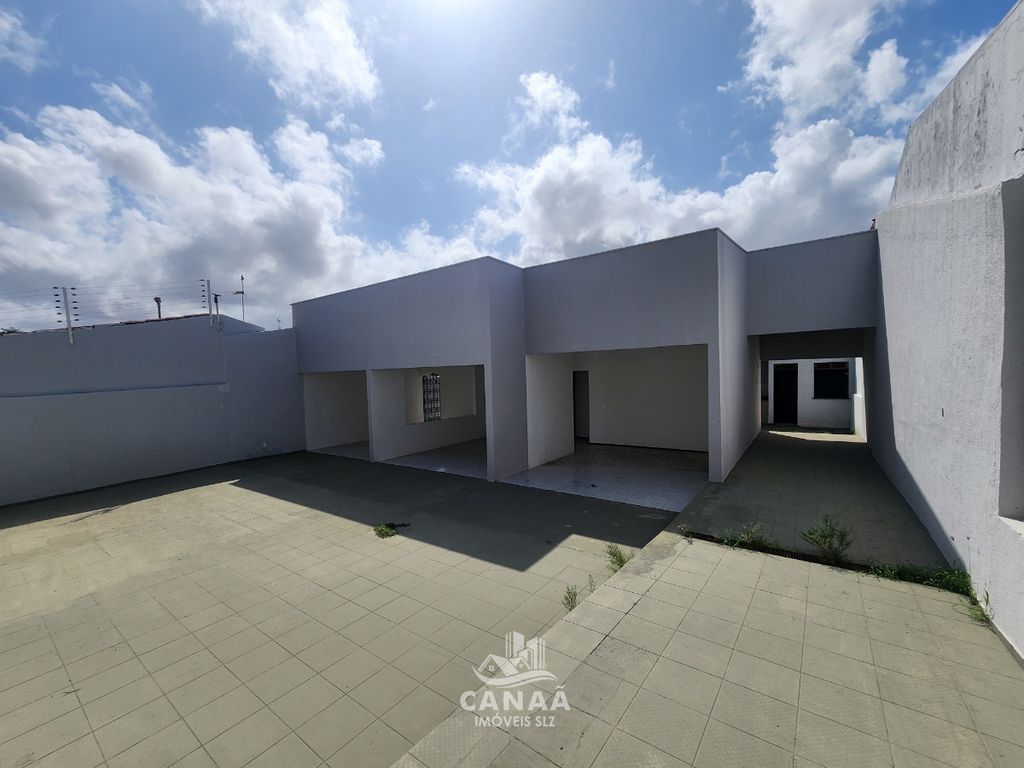 Casa, 3 quartos, 168 m² - Foto 2