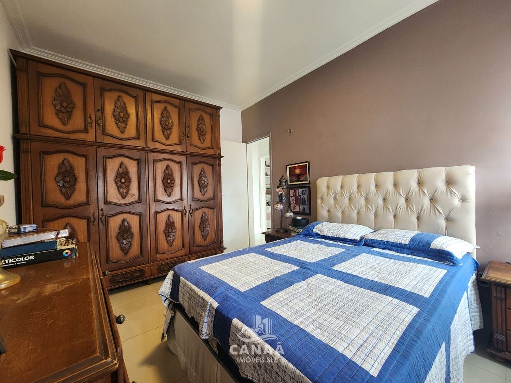 Apartamento à venda com 3 quartos, 240m² - Foto 18