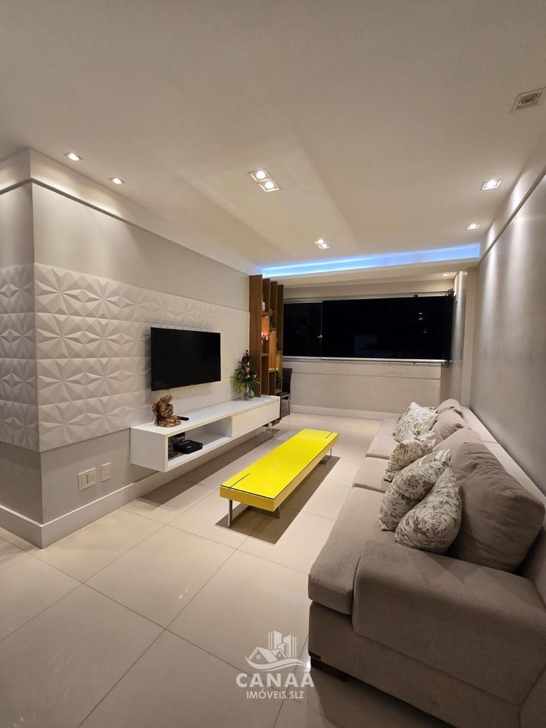 Apartamento à venda com 3 quartos, 95m² - Foto 2