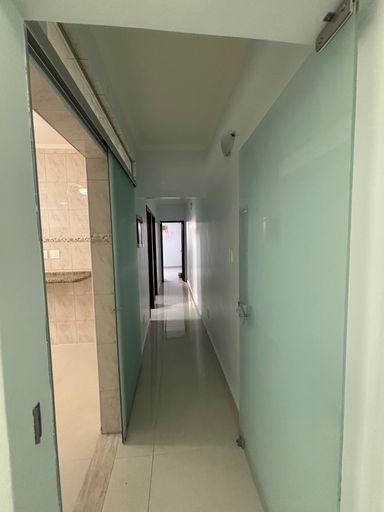 corredor para acessar o dormitórios