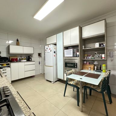 Cozinha ampla