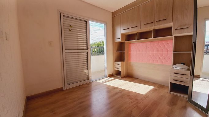 Quarto Casal