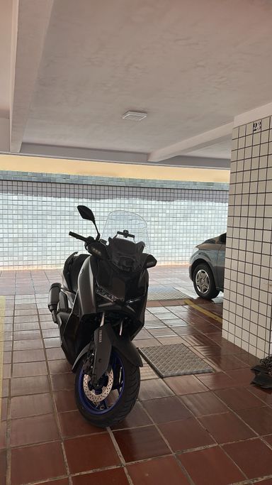 Vaga Garagem demarcada