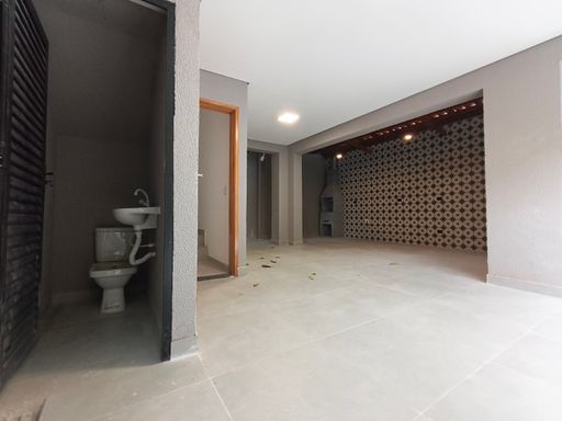 Espaço para festas com banheiro