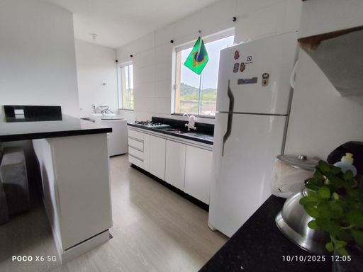 apartamento semimobiliado em Joinville