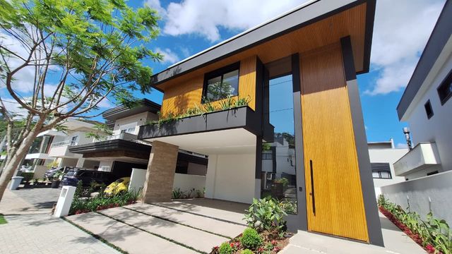 Casa no condominio Quinte Essence Joinville