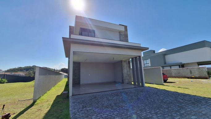 Casa em condominio Fechado em Joinville