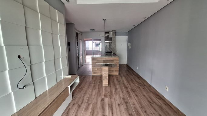 Apartamento cobertura no floresta em Joinville com 3 quartos e suite