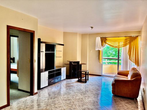Apartamento com 3 quartos no santo antonio Joinville