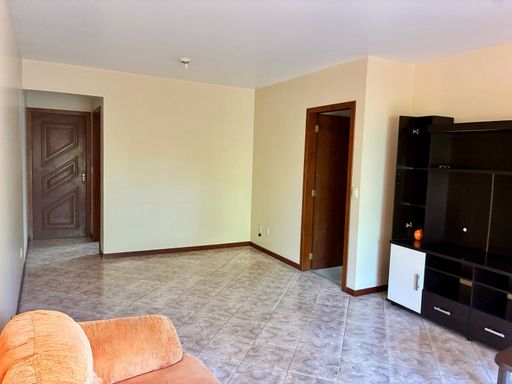 Apartamento com 3 quartos no santo antonio Joinville