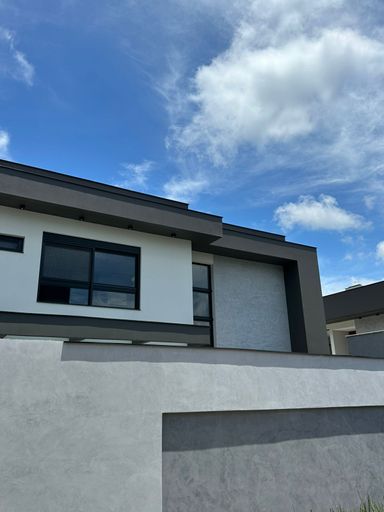 casa alto padrão em condominio em Joinville