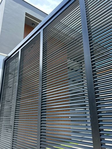 casa alto padrão em condominio em Joinville