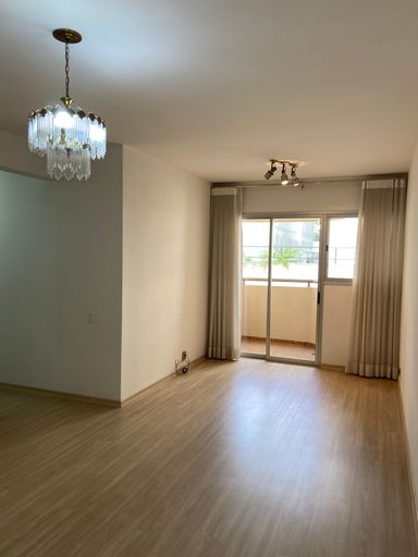 Sala com sacada