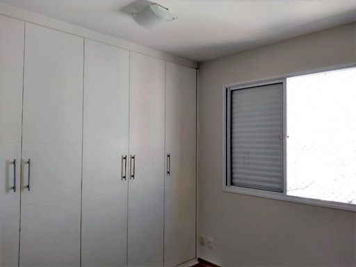 Dormitório 1 - revestimento de laminado