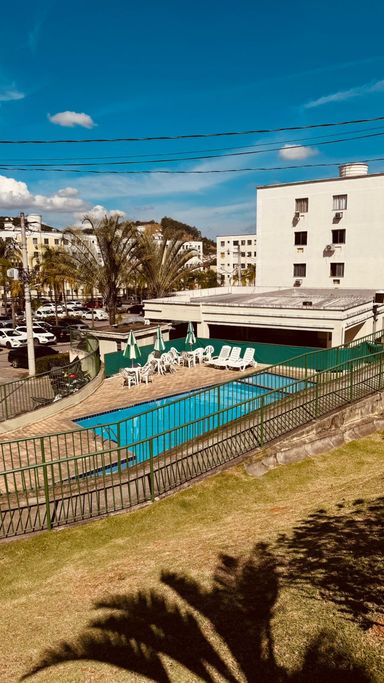 Área de lazer, Piscina dulto e infantil, de outro ângulo