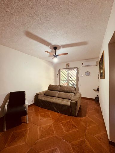 Sala em outro ângulo