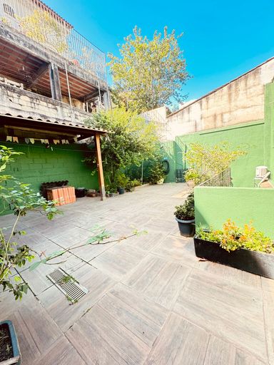 Quintal de outro ângulo