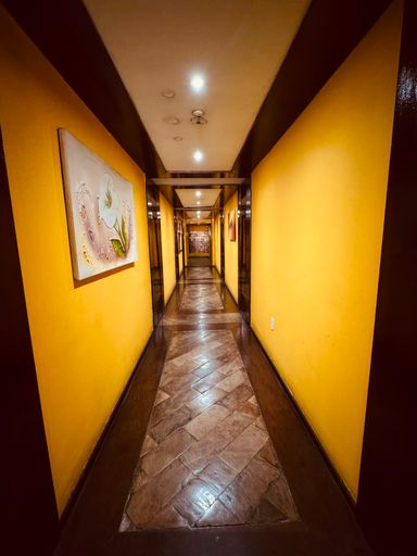 Entrada paa os elevadores