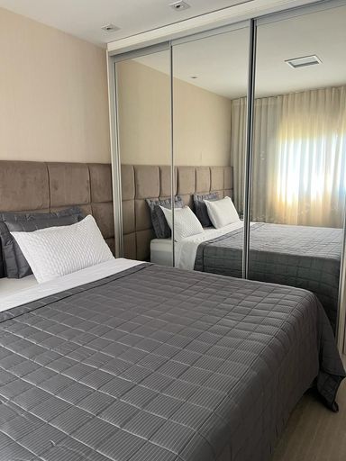 SUITE CAMA E GUARDA ROUPA ESPELHADO