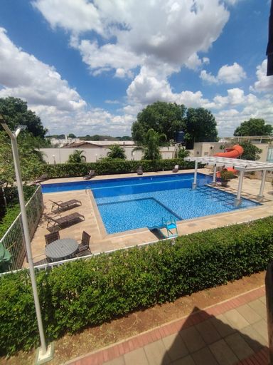 piscina adulta e infanti conjulgada