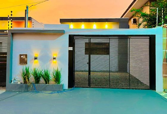 FRENTE DA CASA POR FORA