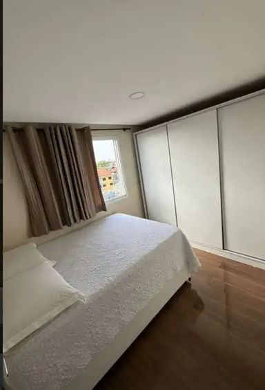 Quarto Casal