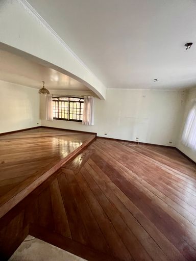 Sala de estar ampla