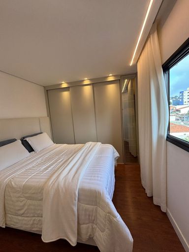 Quarto Casal