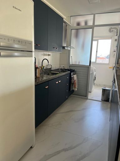 Cozinha com armários