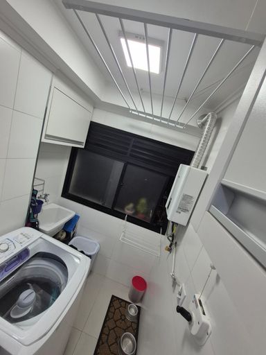 Área de serviço com armários