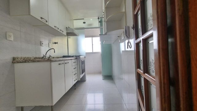 Cozinha com armários