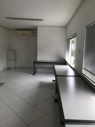 Sala superior com ar condicionado